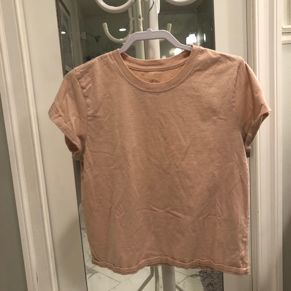 pink UO classic women’s tee
